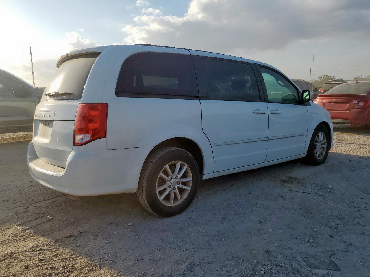 2016 DODGE GRAND CARAVAN