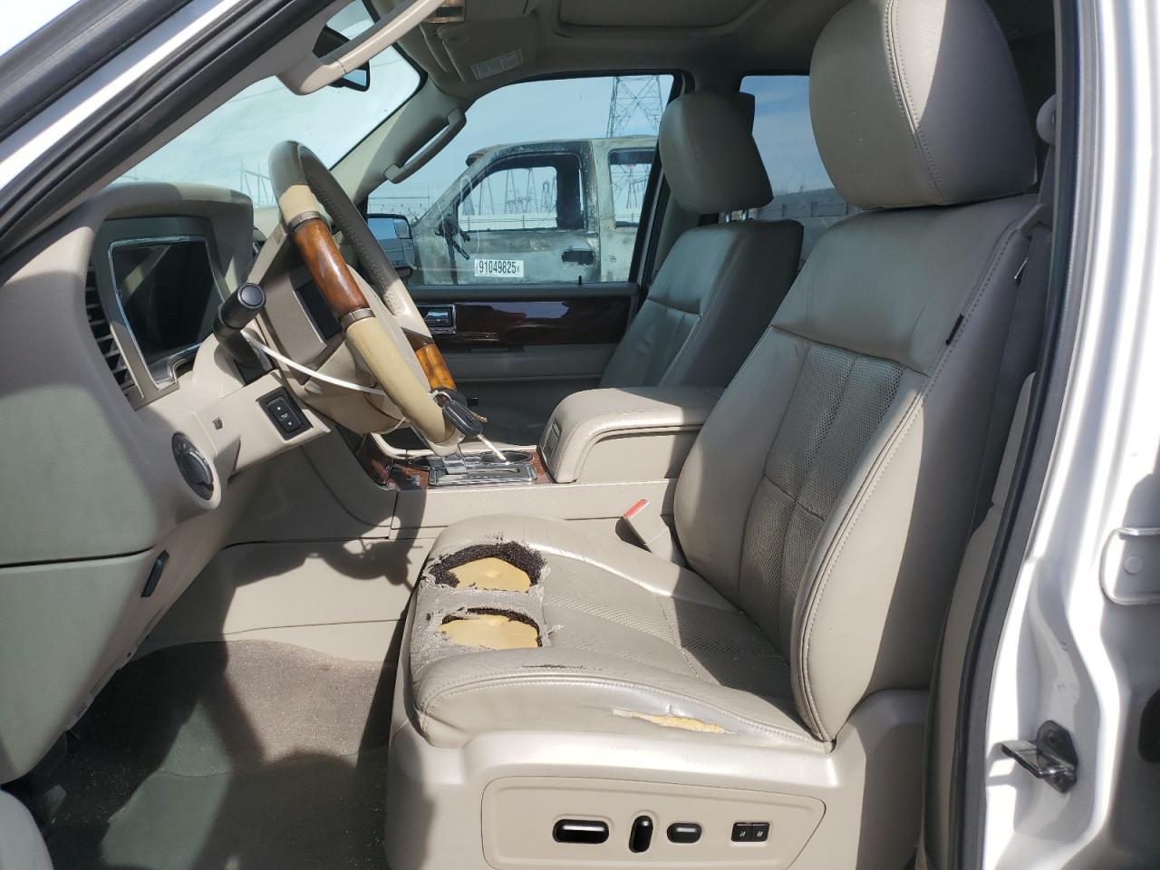 2012 LINCOLN Navigator
