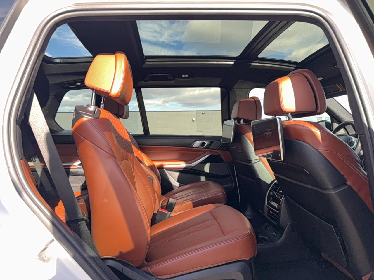 2020 BMW X7