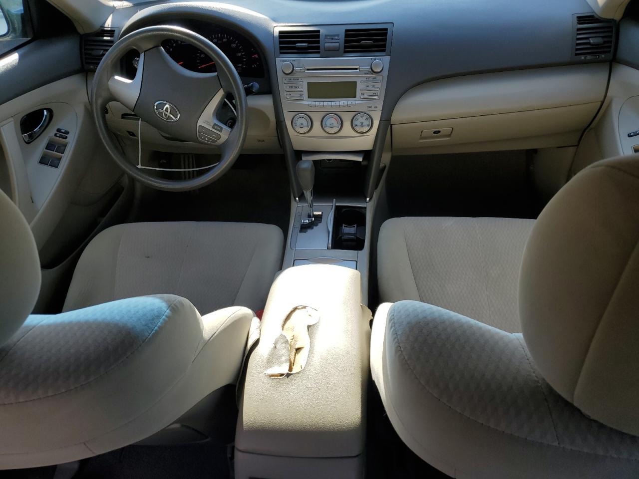 2011 TOYOTA CAMRY