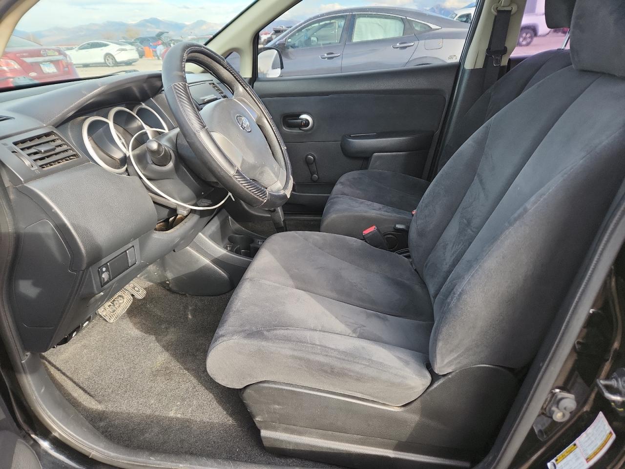 2010 NISSAN VERSA
