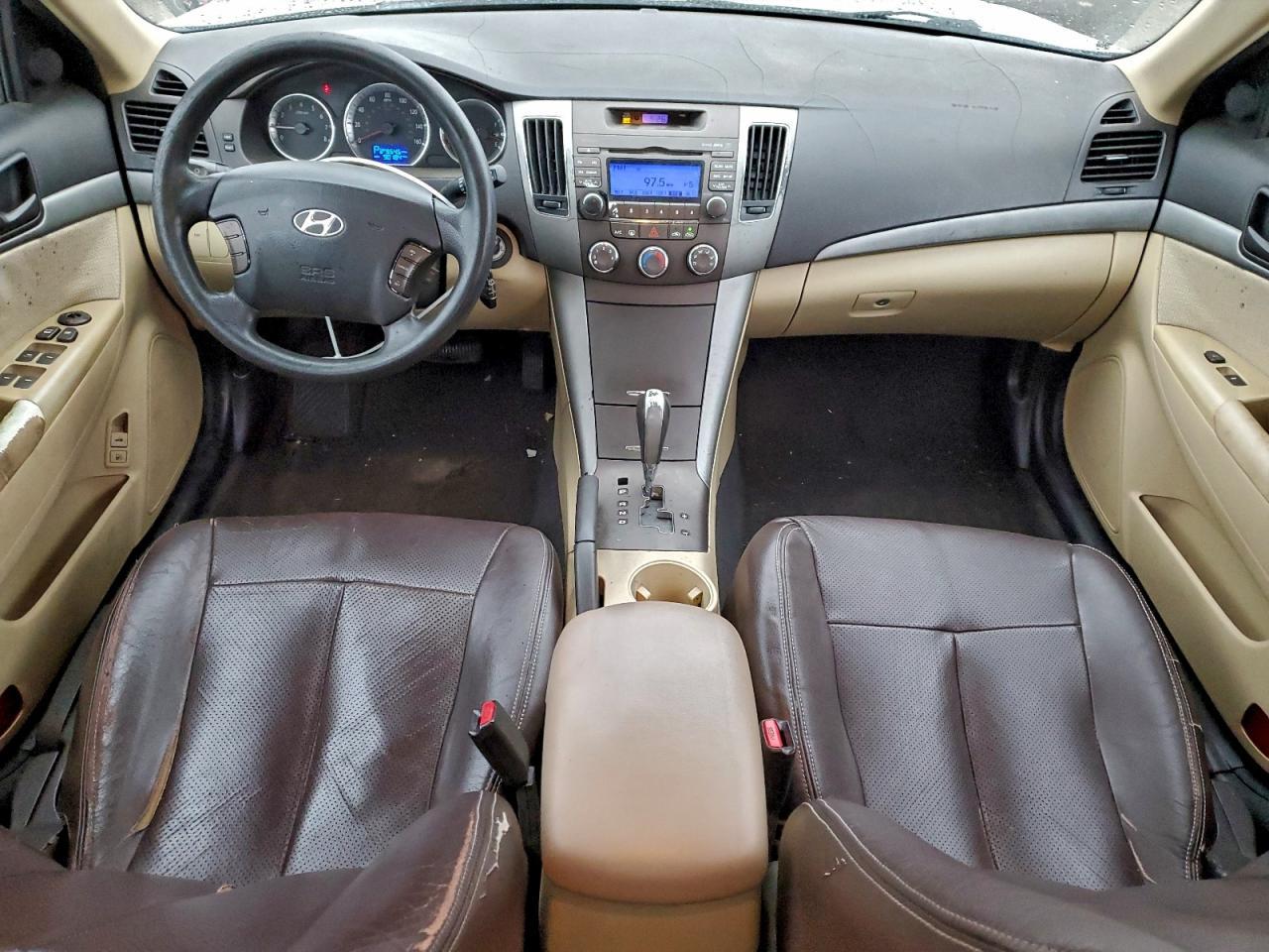 2010 HYUNDAI SONATA