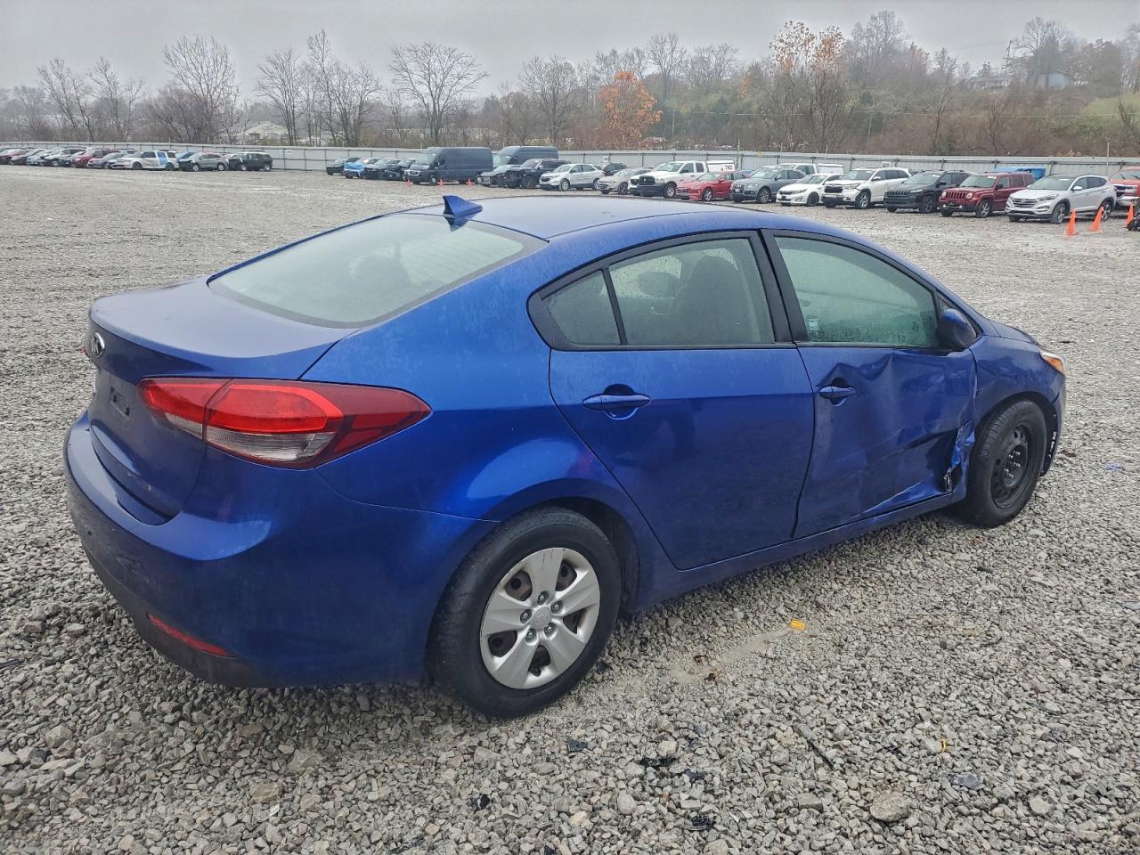 2017 KIA FORTE