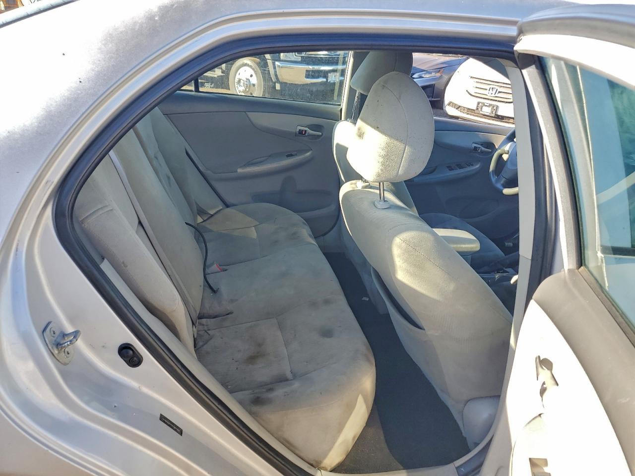 2010 TOYOTA COROLLA