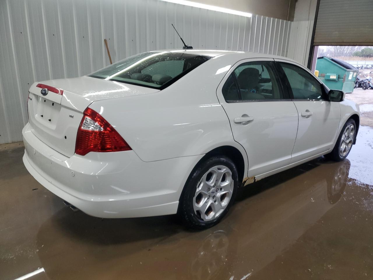 2010 FORD FUSION