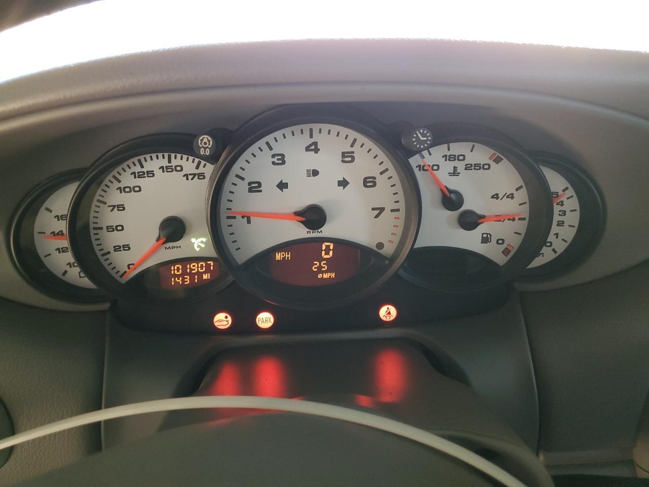 2000 PORSCHE 911