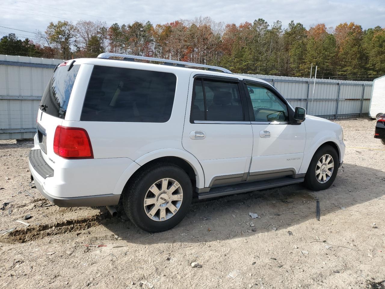 2003 LINCOLN Navigator