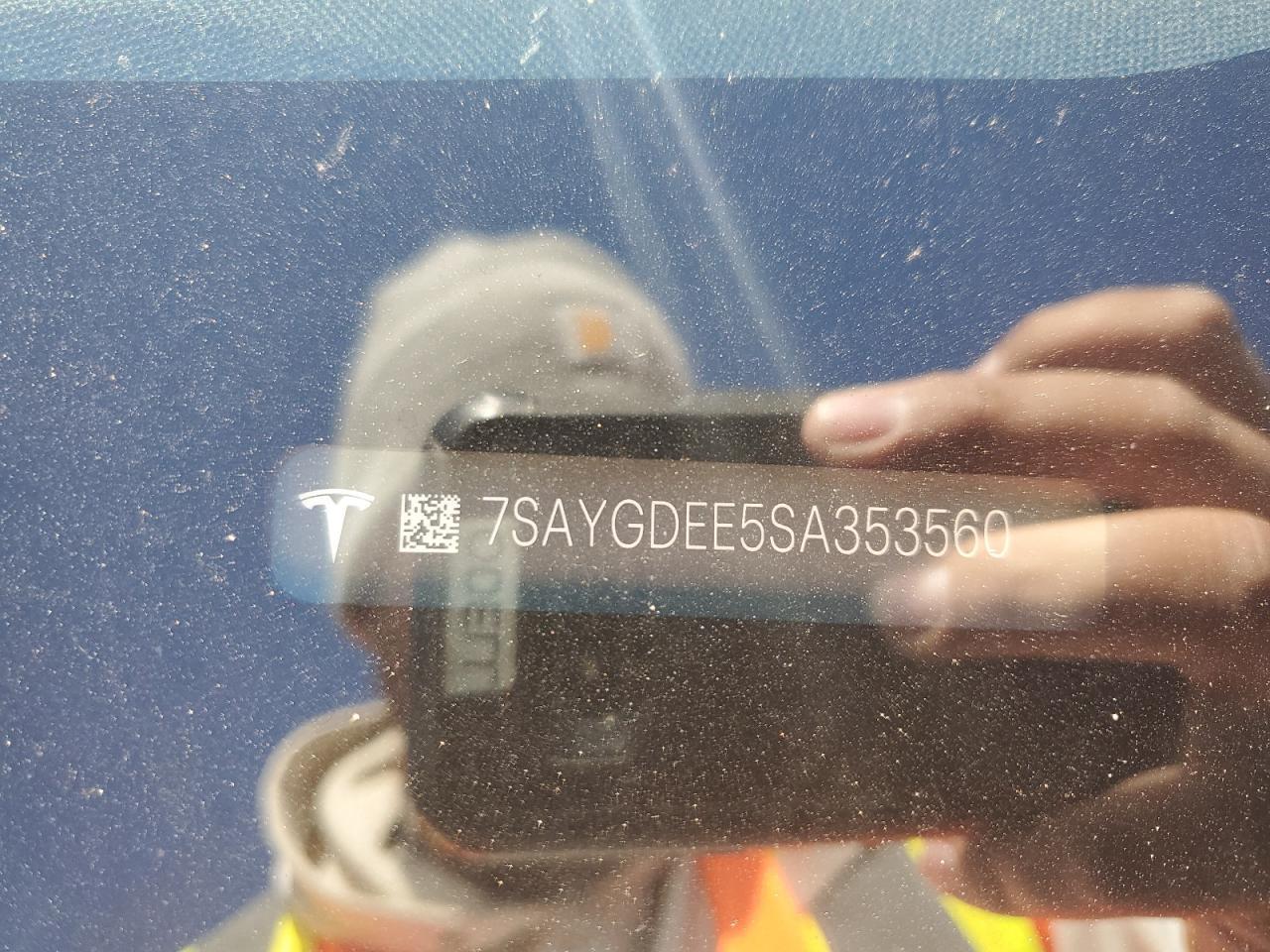 2025 TESLA MODEL Y