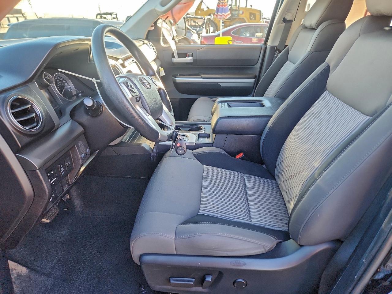 2016 TOYOTA TUNDRA