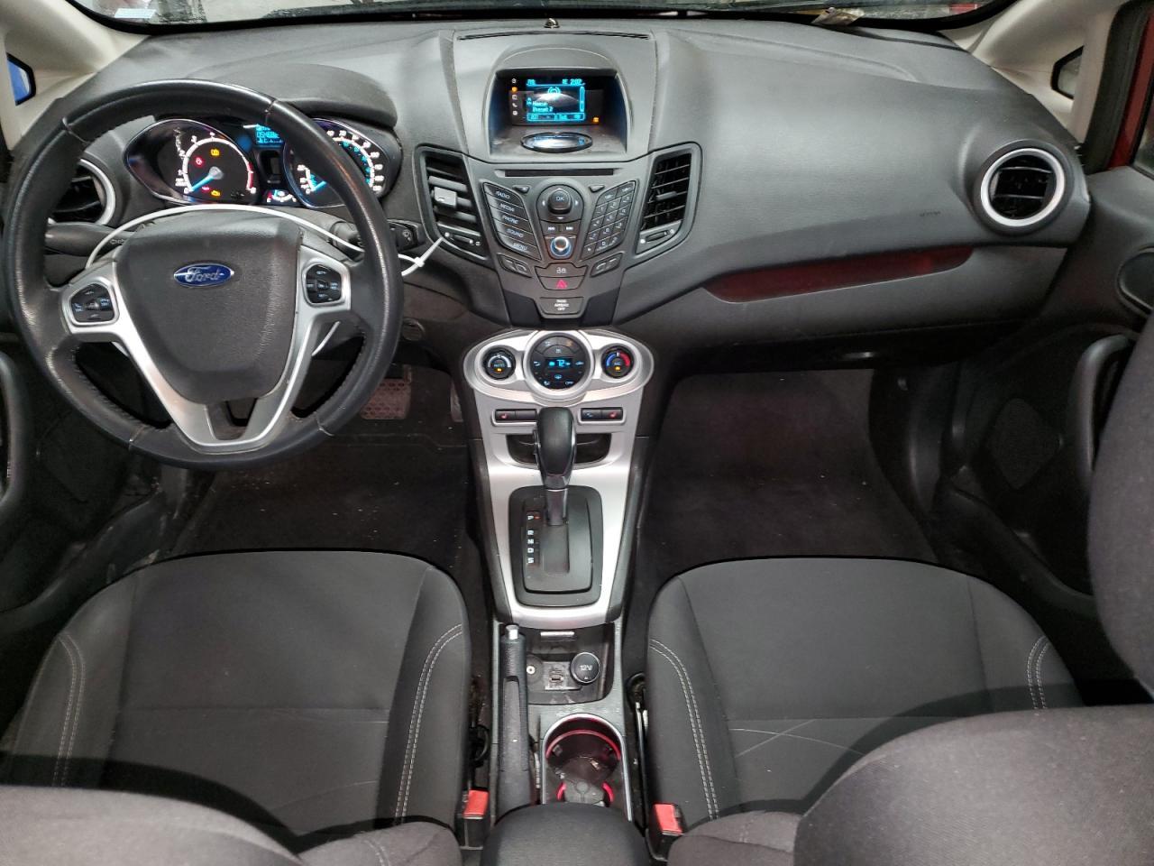 2015 FORD Fiesta