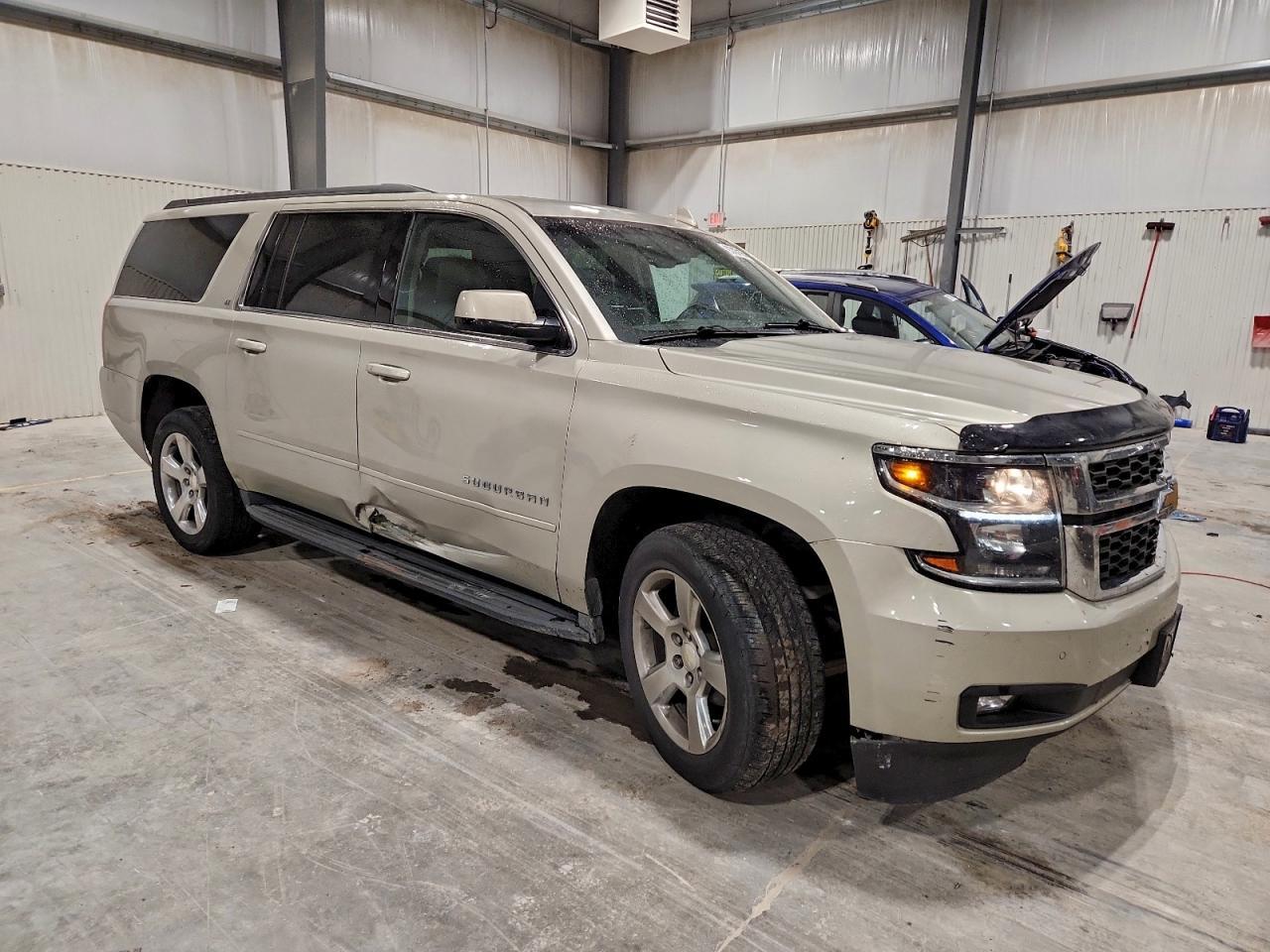 2015 CHEVROLET Suburban
