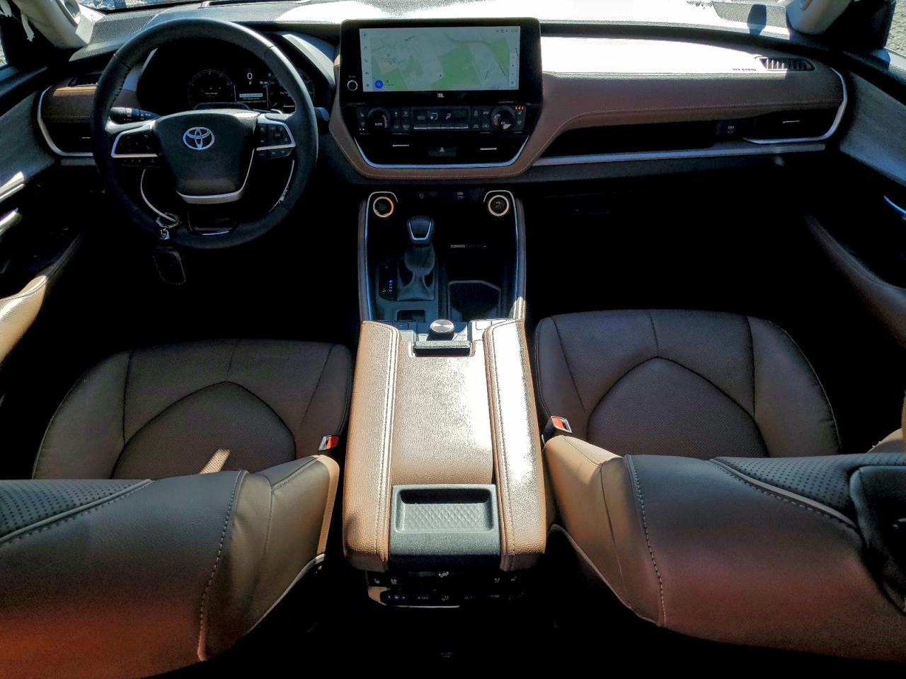 2025 TOYOTA HIGHLANDER