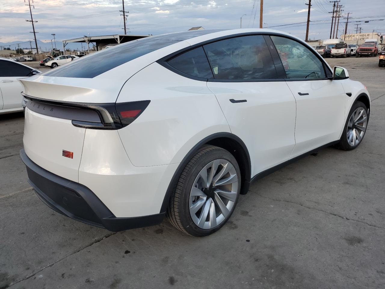 2026 TESLA MODEL Y
