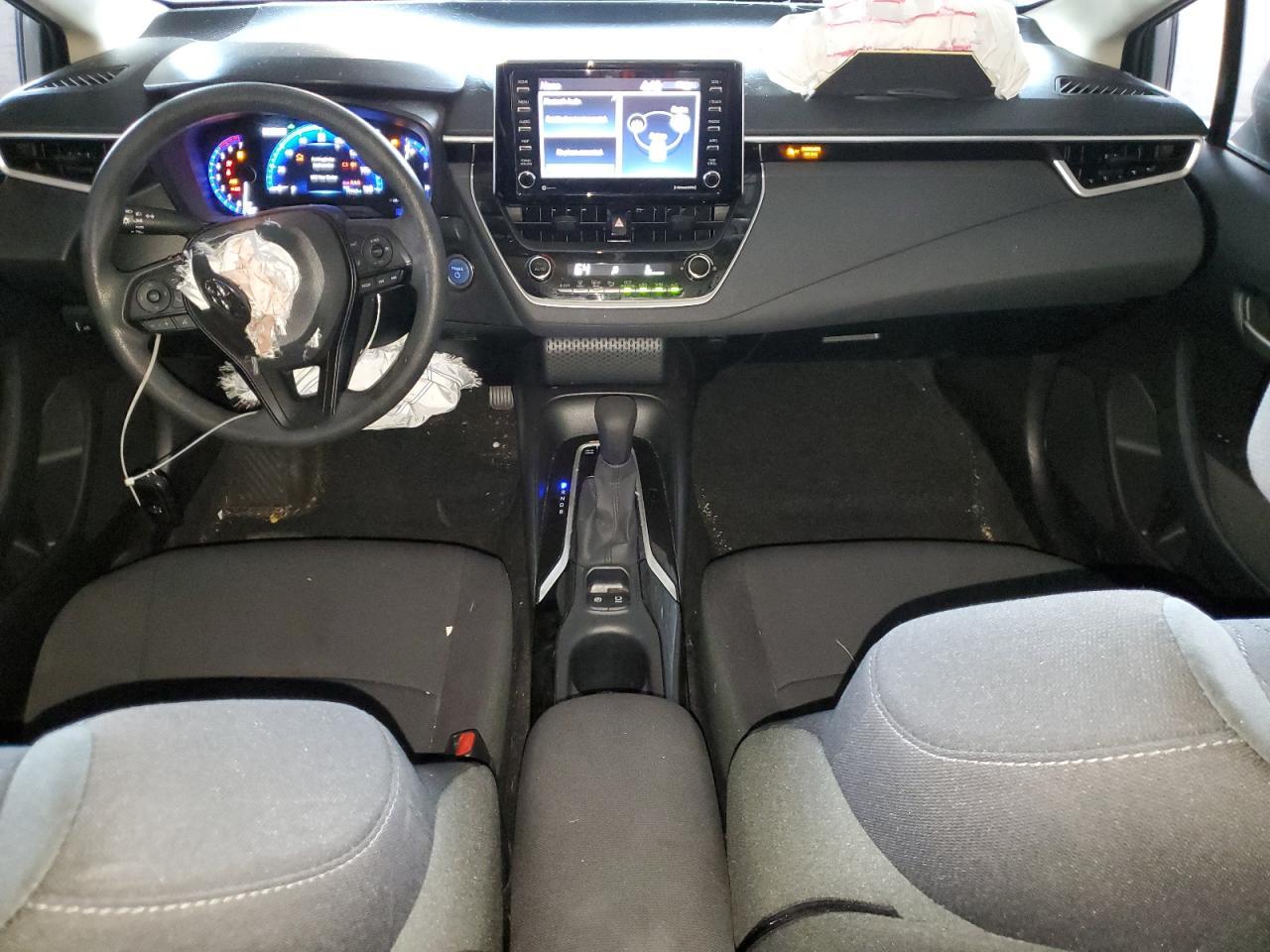 2021 TOYOTA COROLLA