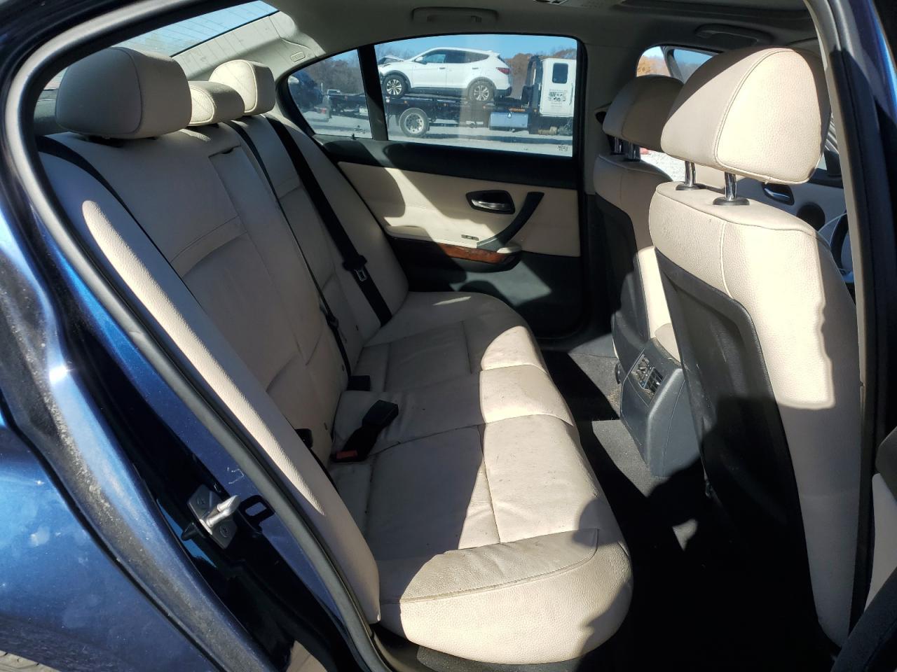 2011 BMW 3 SERIES