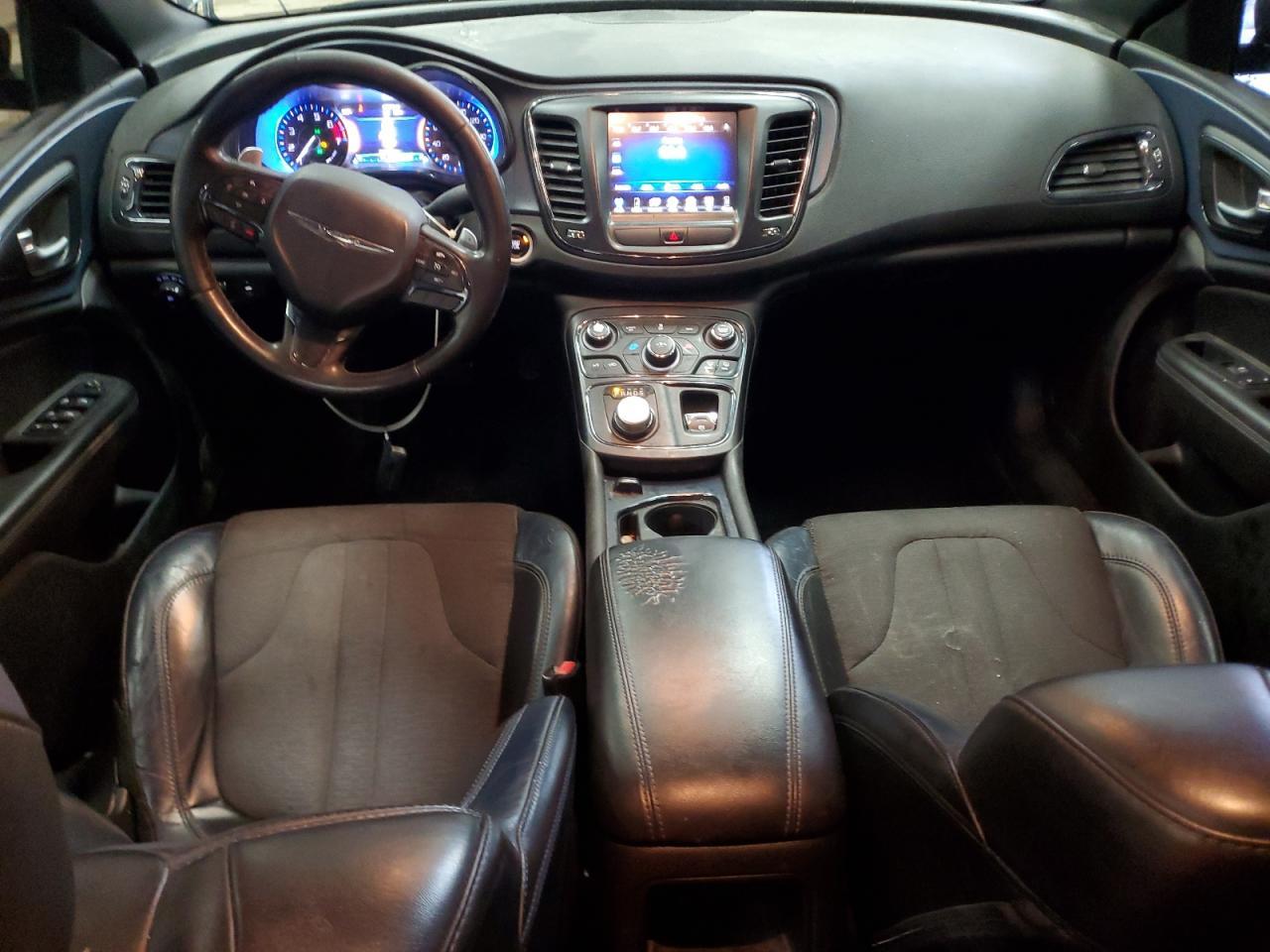 2015 CHRYSLER 200