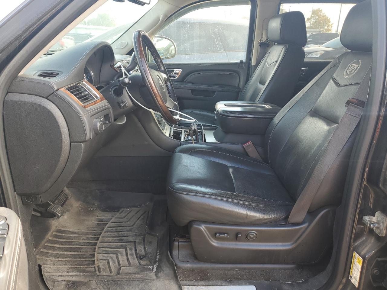 2013 CADILLAC ESCALADE