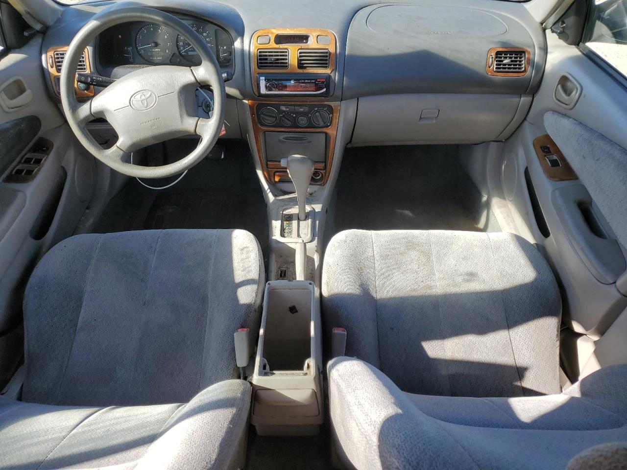 2001 TOYOTA COROLLA