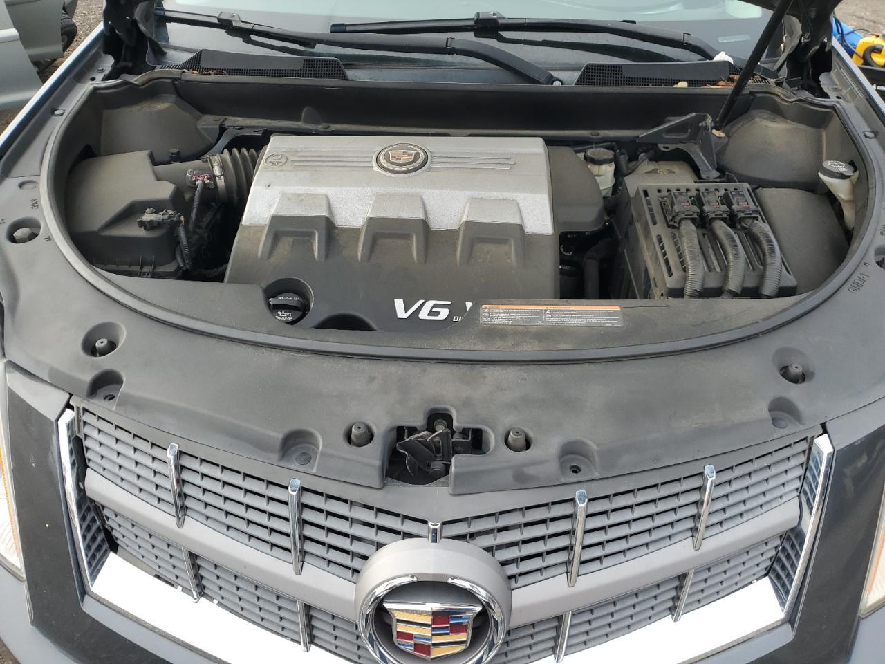 2010 CADILLAC SRX