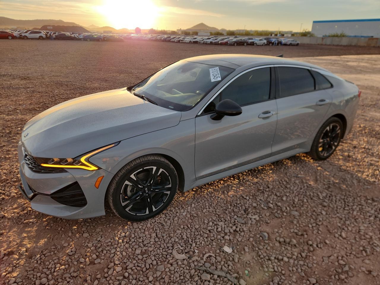 2021 KIA K5