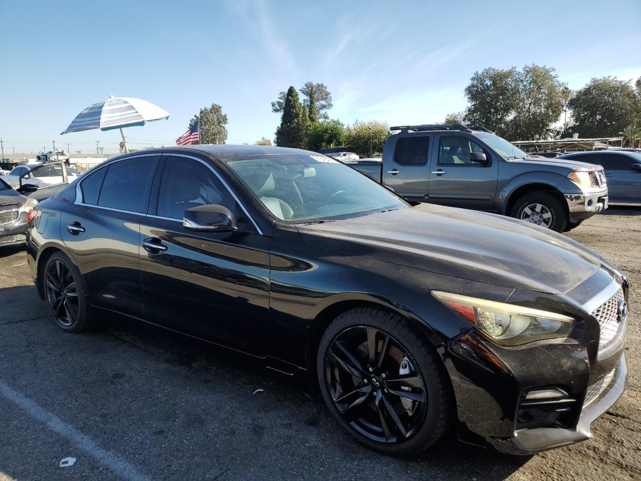 2016 INFINITI Q50