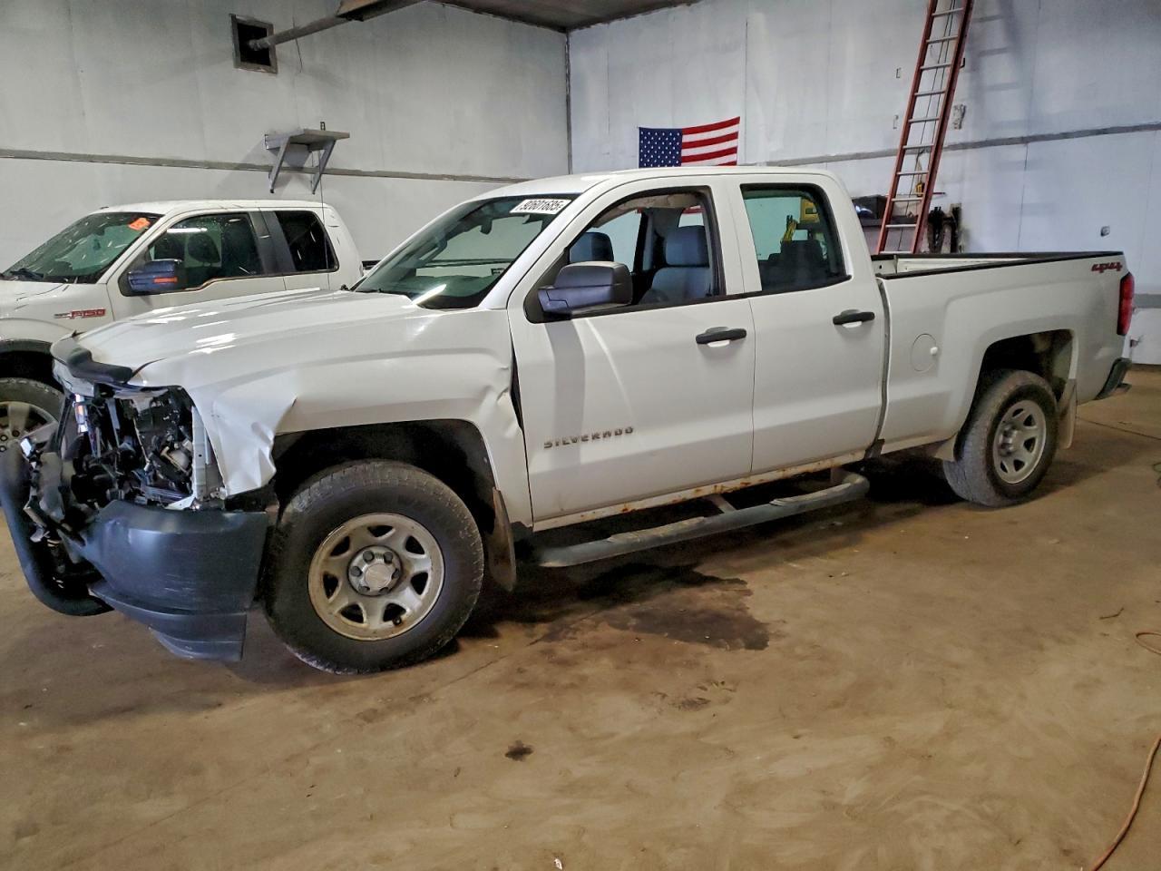 2017 CHEVROLET Silverado
