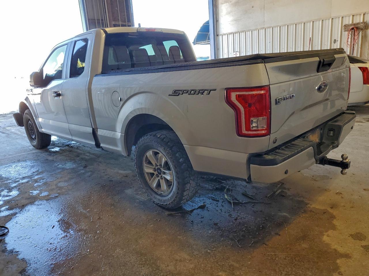 2015 FORD F-150