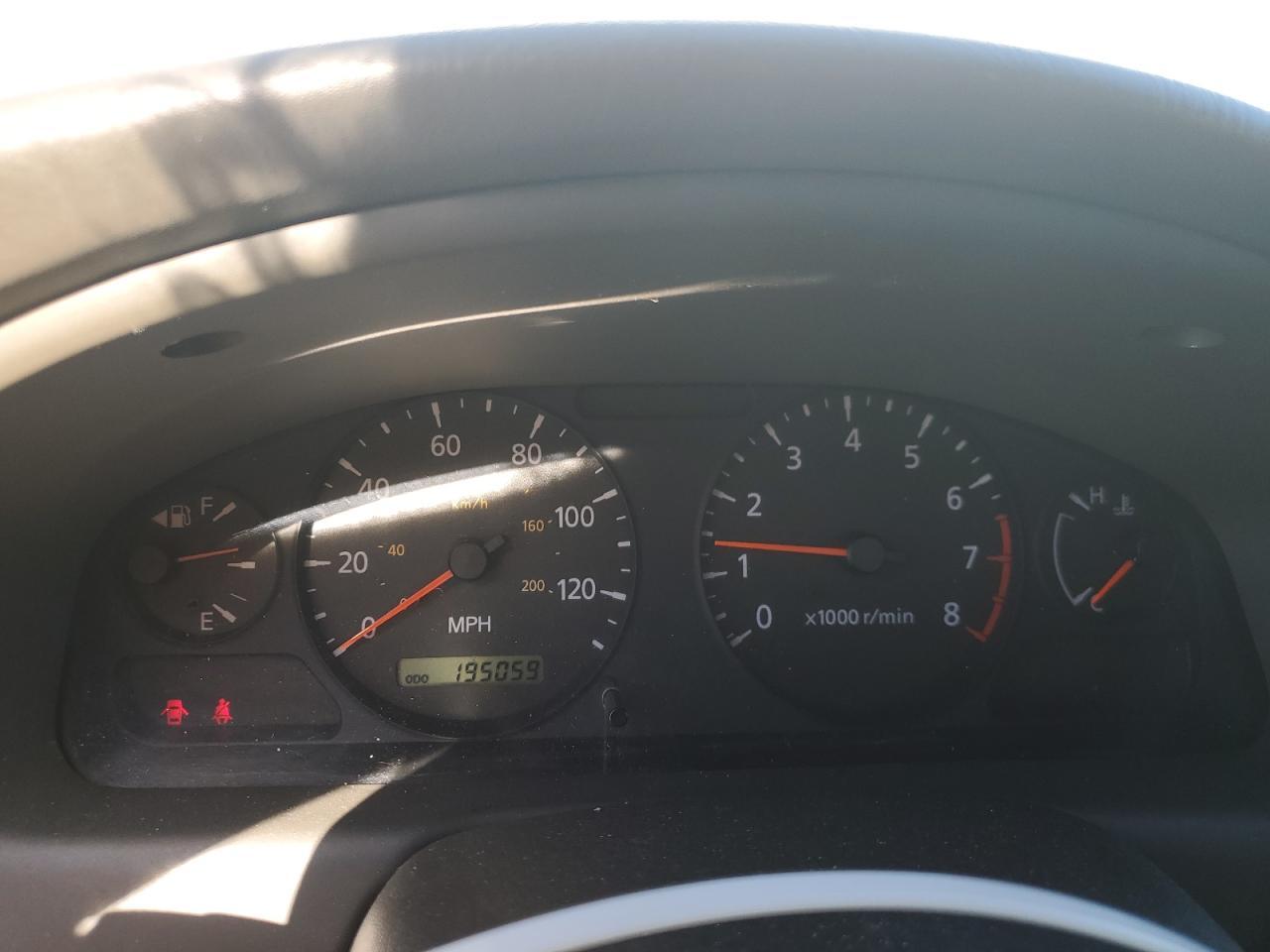 2004 NISSAN SENTRA