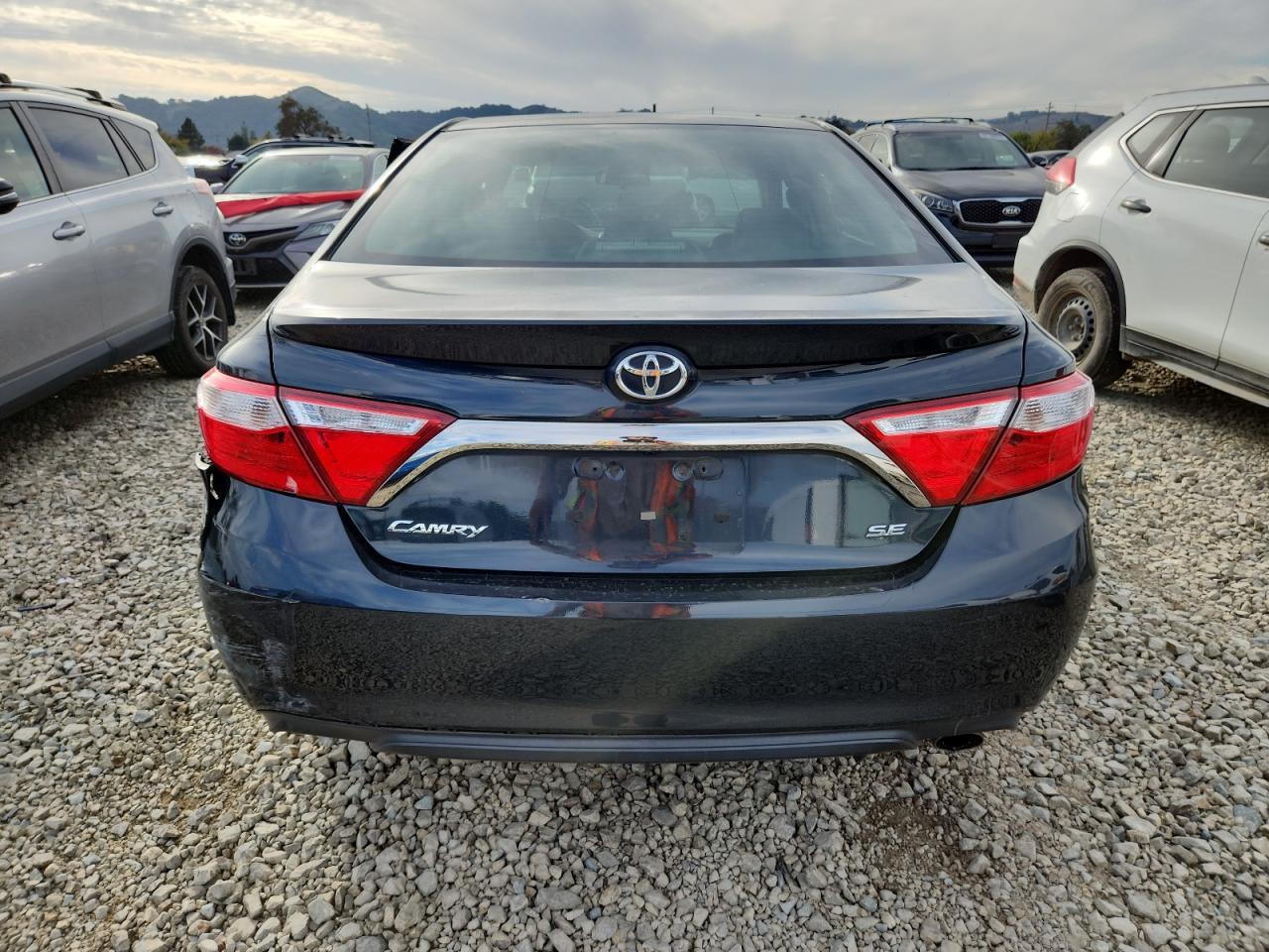 2017 TOYOTA CAMRY