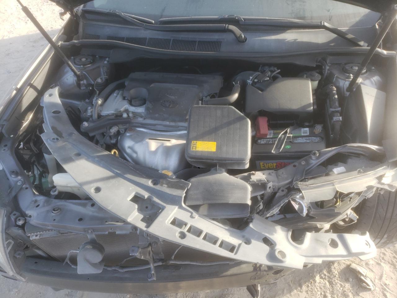 2014 TOYOTA CAMRY
