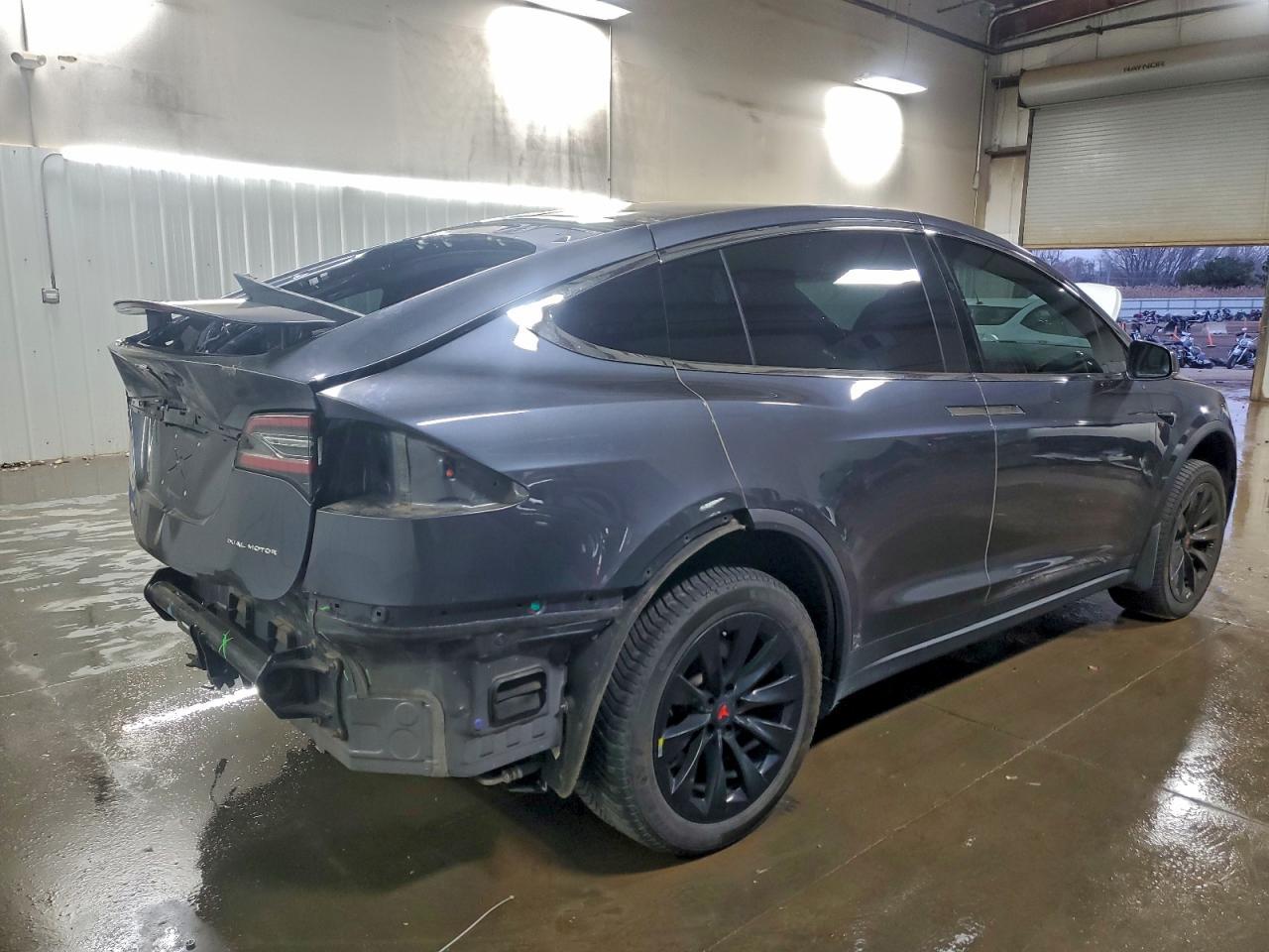 2021 TESLA MODEL X
