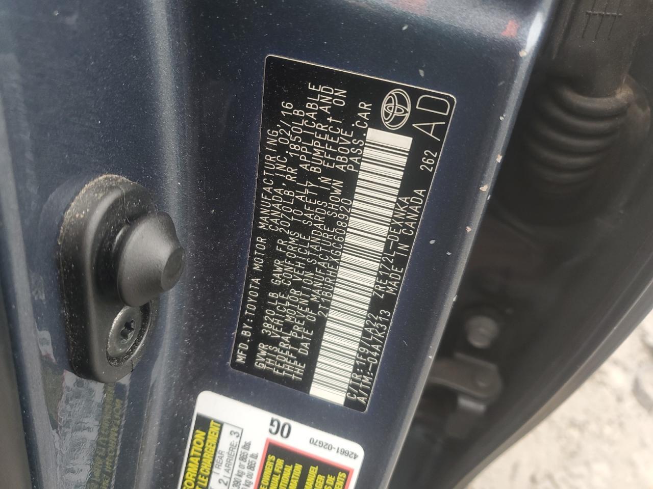 2016 TOYOTA COROLLA