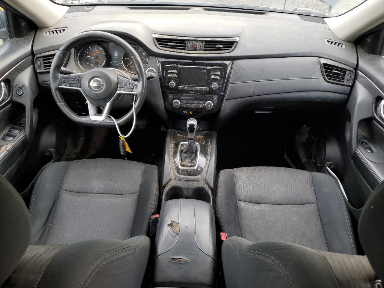 2017 NISSAN ROGUE
