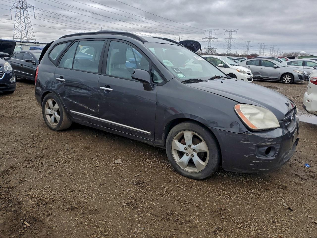 2008 KIA RONDO
