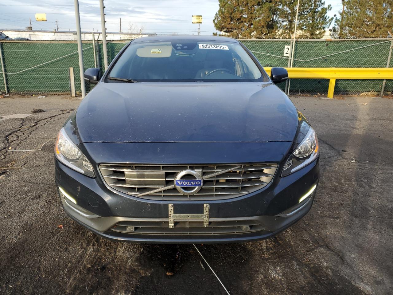 2015 VOLVO S60