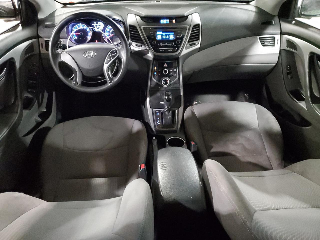 2016 HYUNDAI ELANTRA