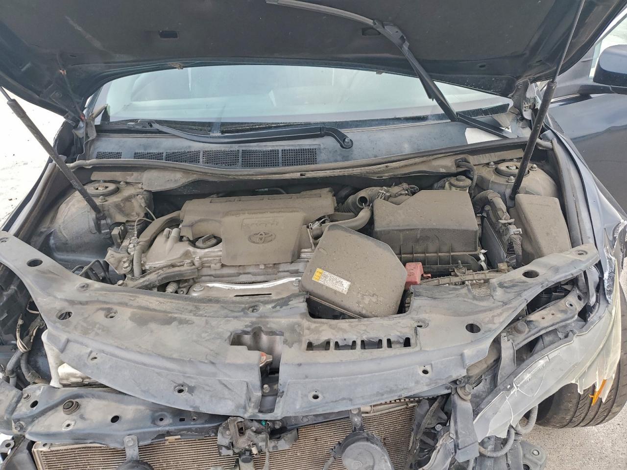 2016 TOYOTA CAMRY