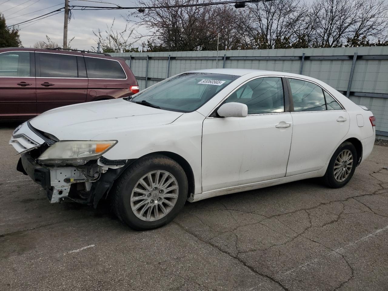 2011 TOYOTA CAMRY