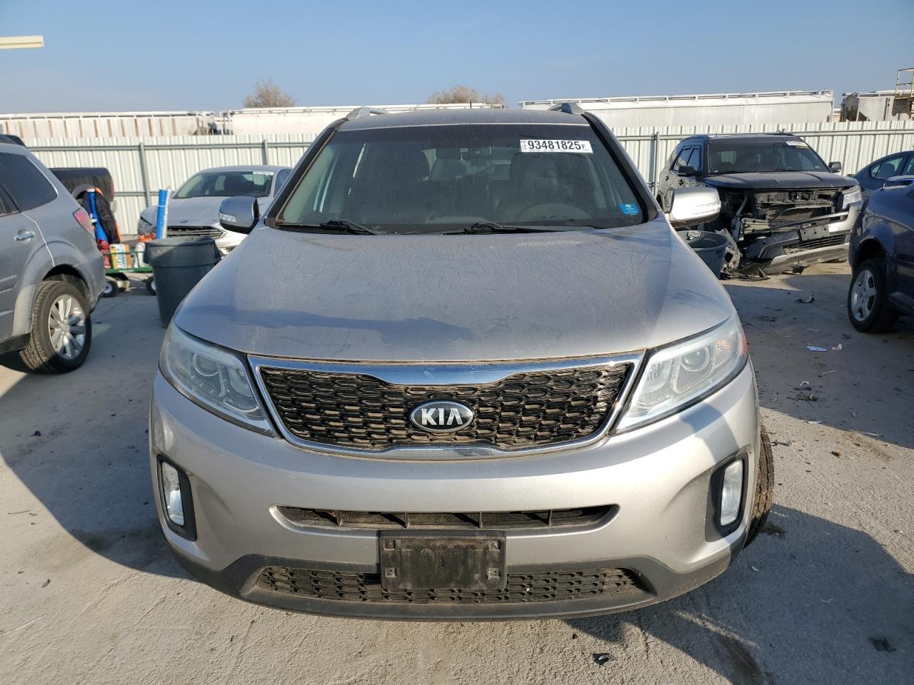 2015 KIA SORENTO
