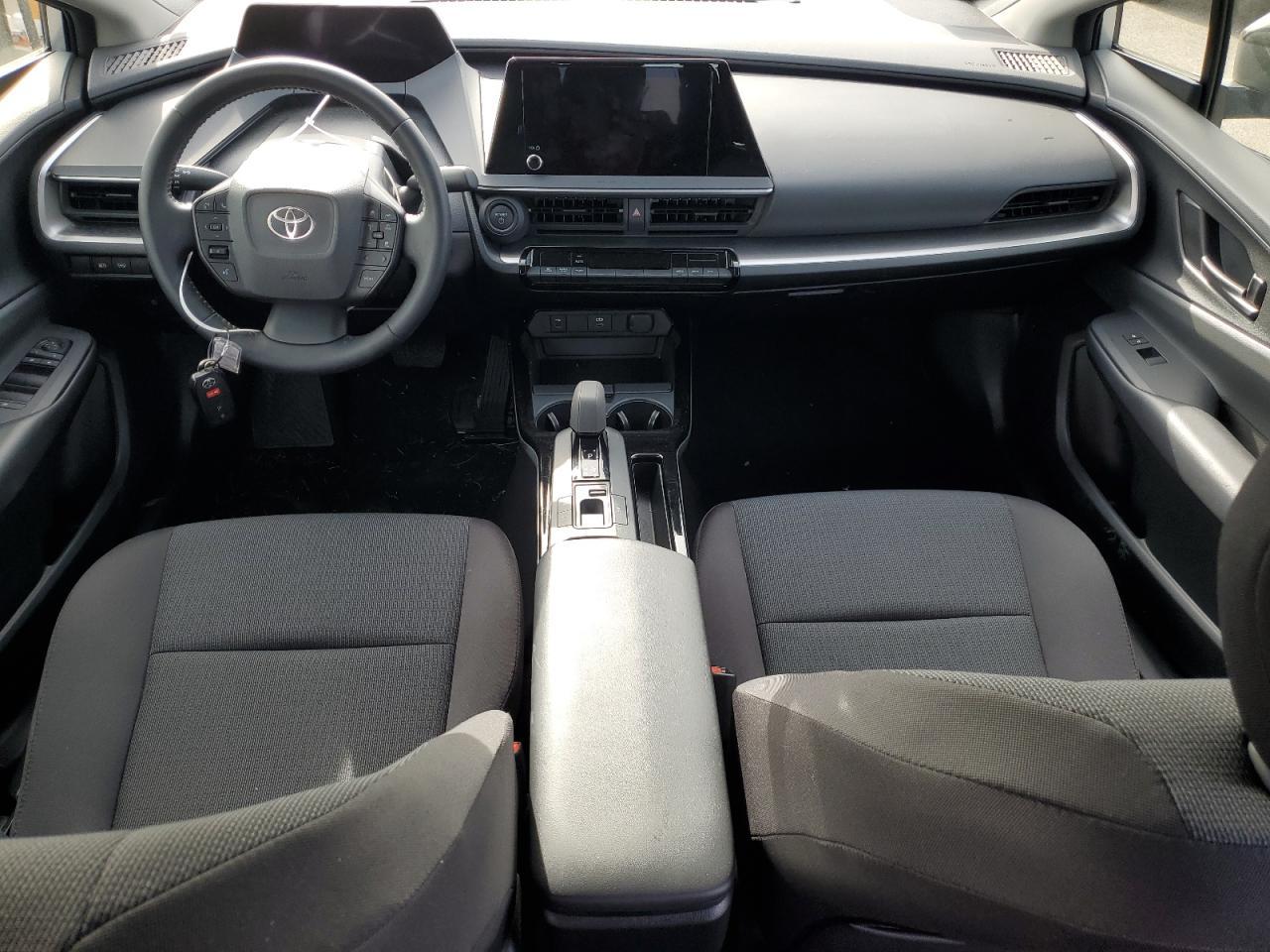 2025 TOYOTA PRIUS