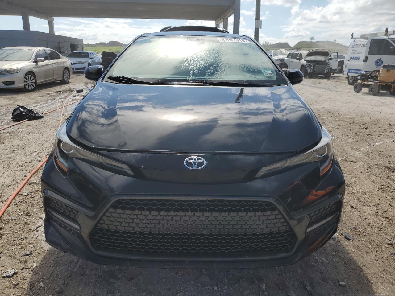 2020 TOYOTA COROLLA