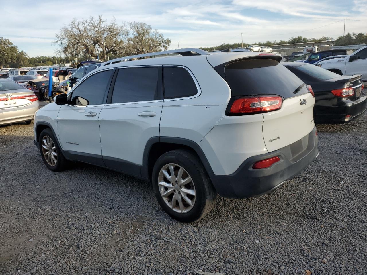 2016 JEEP CHEROKEE