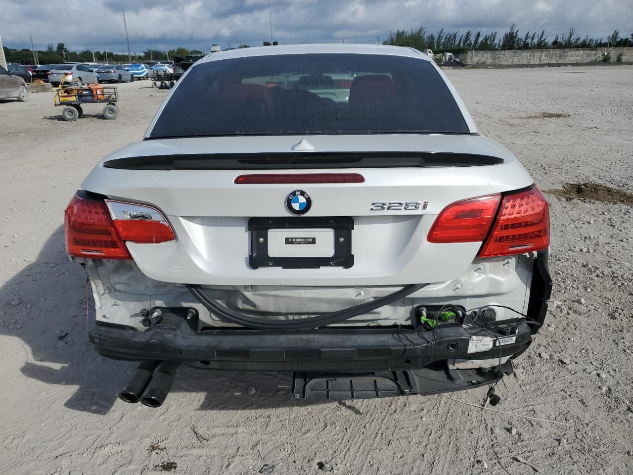 2012 BMW 3 SERIES
