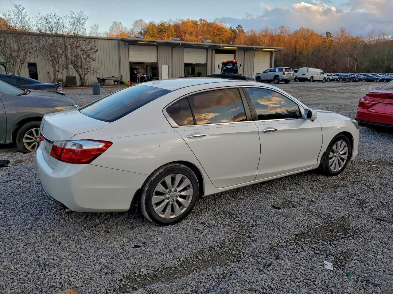 2015 HONDA ACCORD