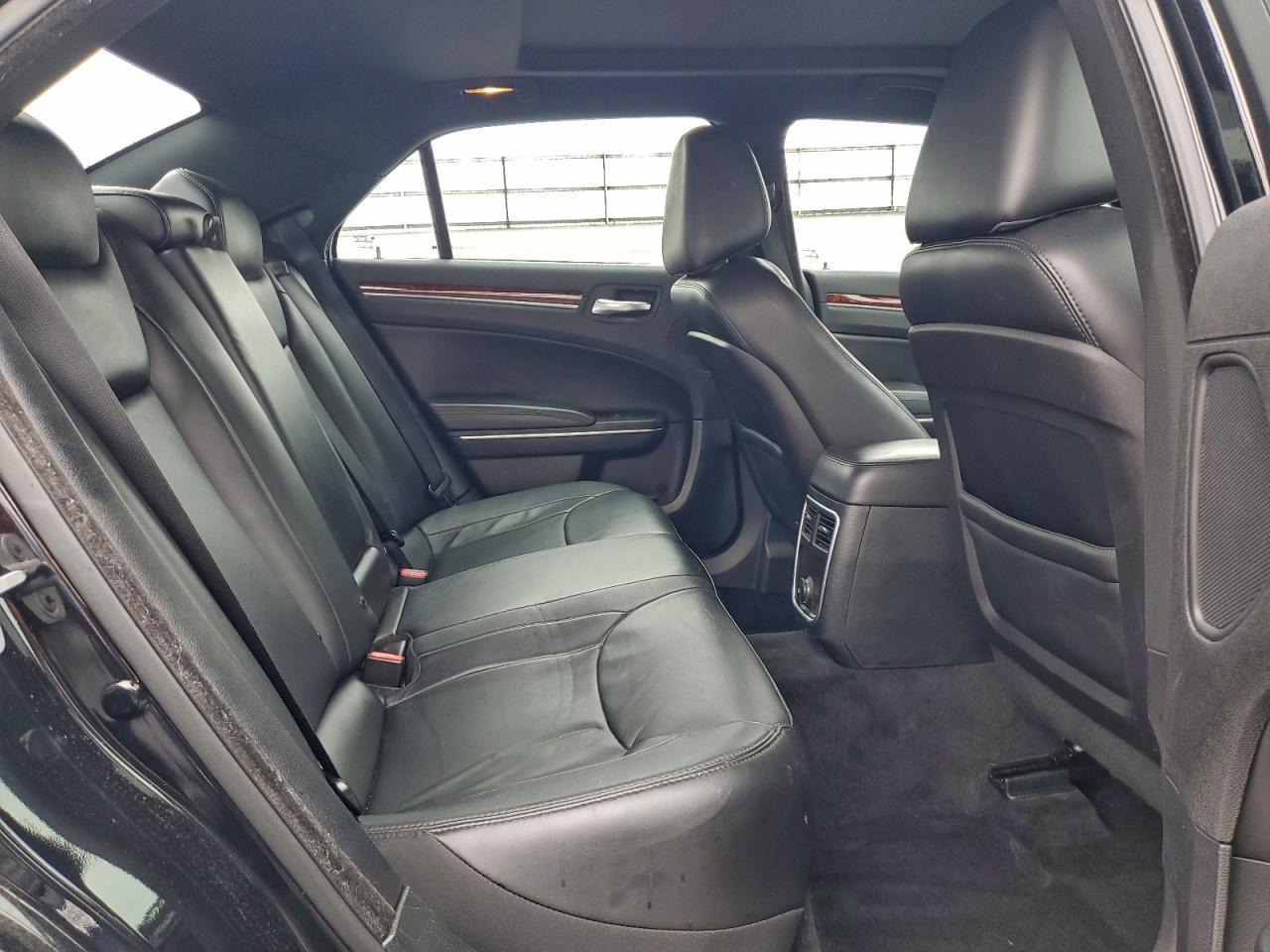 2014 CHRYSLER 300
