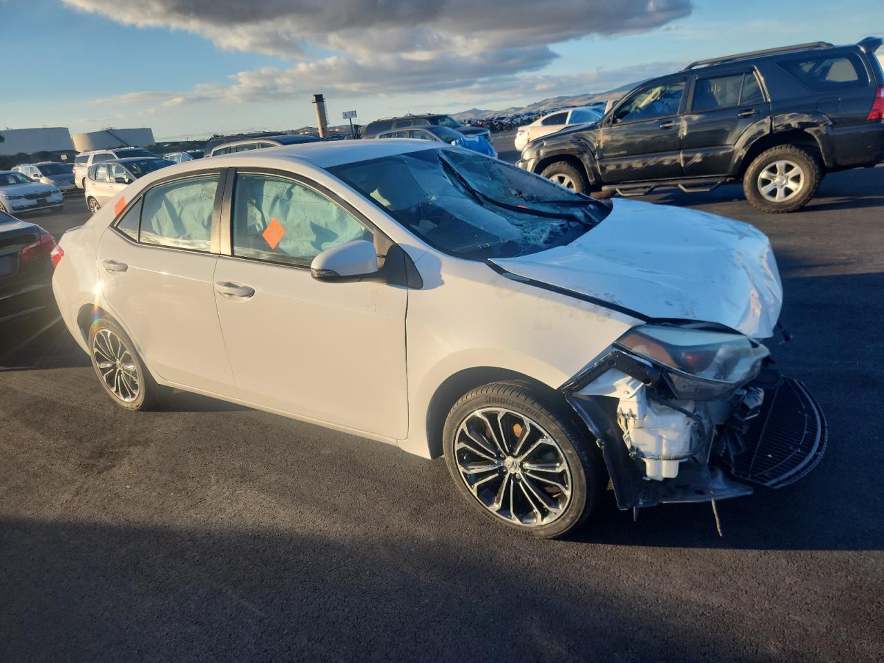 2015 TOYOTA COROLLA