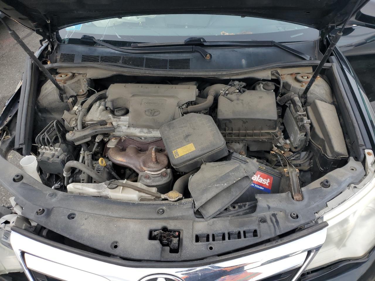 2014 TOYOTA CAMRY