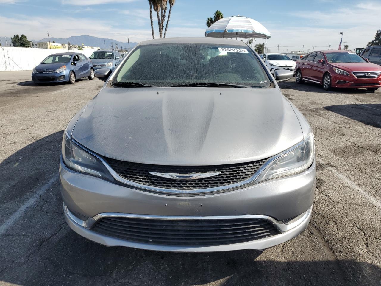 2016 CHRYSLER 200