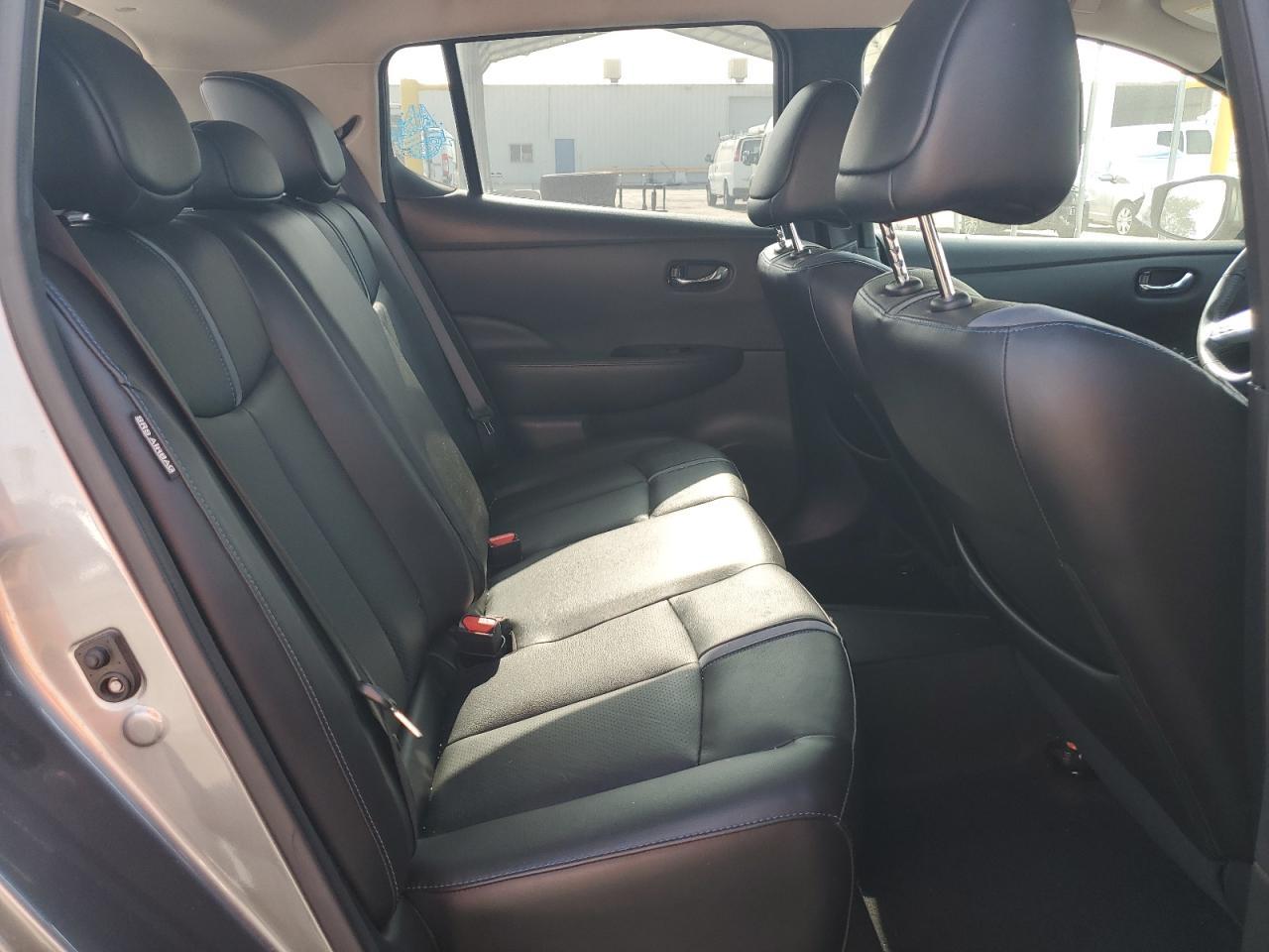 2020 NISSAN LEAF