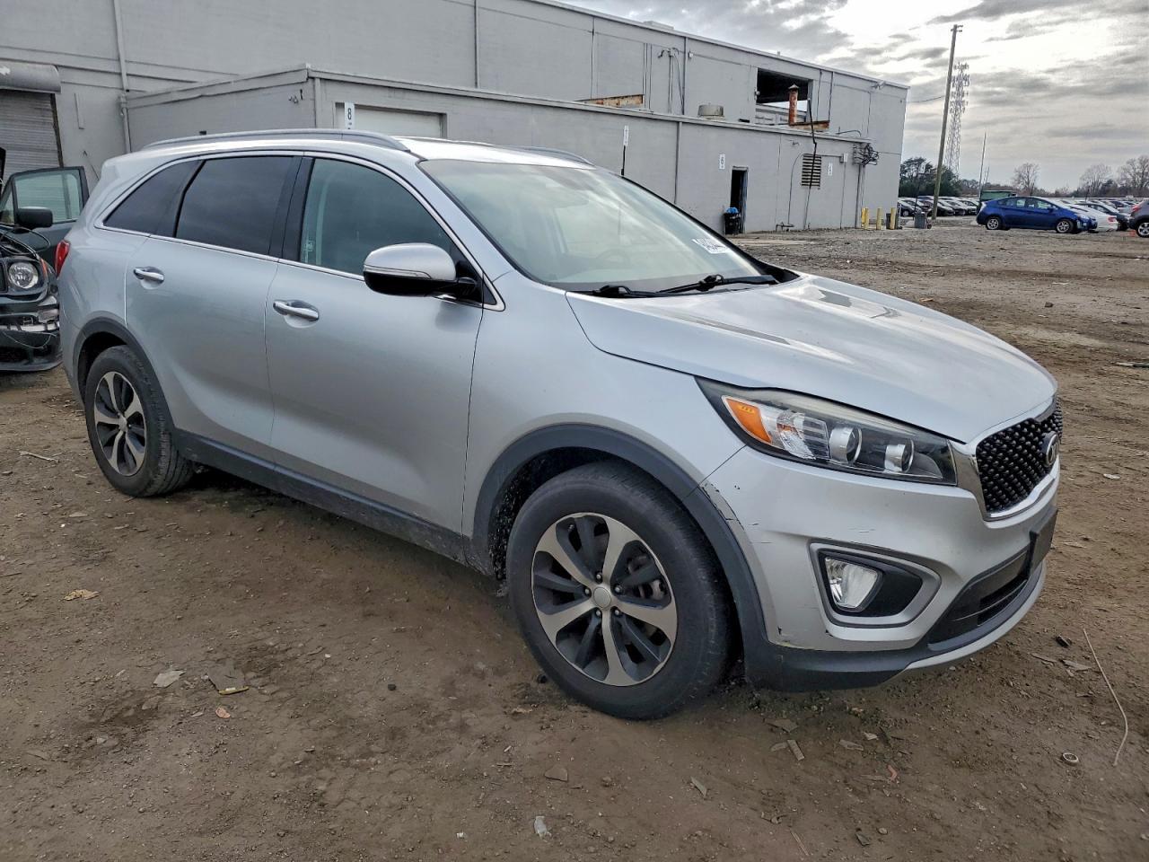 2016 KIA SORENTO
